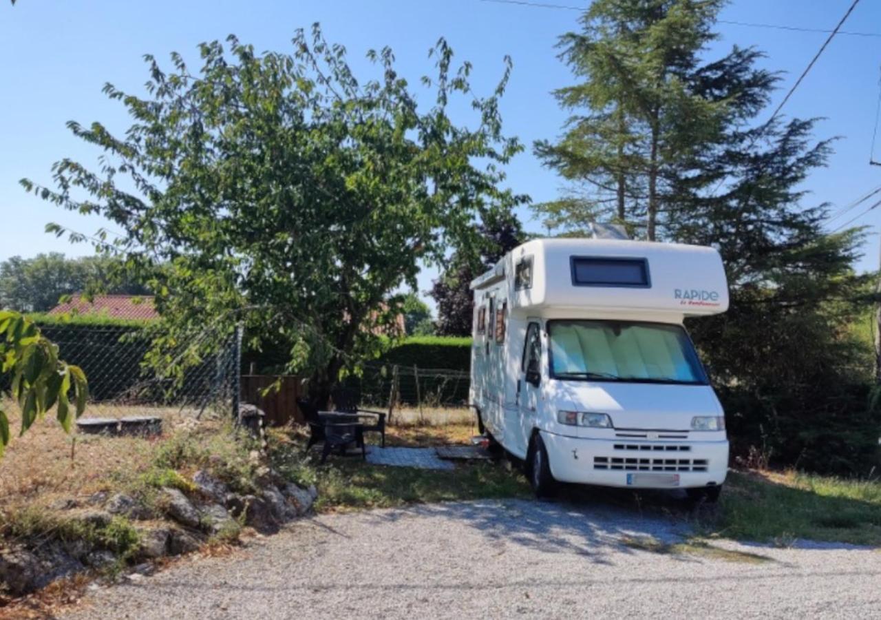 Charmant Camping-Car A La Campagne Labessiere-Candeil Eksteriør billede